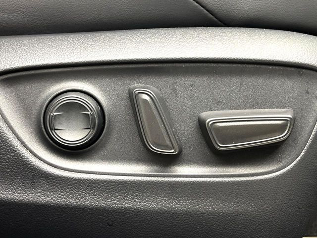 �y�p���[�V�[�g�z�X�C�b�`��ŊȒP�ɃV�[�g�̔��������\!�d��������͂�����܂���!���K�ȃV�[�g�|�W�V�����ɃZ�b�g���āA���K�ȃh���C�u�����y���݂��������B