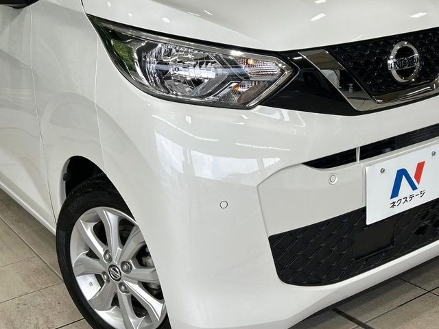 �yLED�w�b�h���C�g�z���V����ԑ��s�����ǍD�Ȏ��E���m�ۂ����S���ĉ^�]�ł��鍂�P�xLED�w�b�h���C�g�𑕔�!�_�����x�������A����d�͂��}�����Ă��܂��B