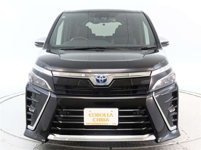 ヴォクシー1.8 ハイブリッド ZS 煌III