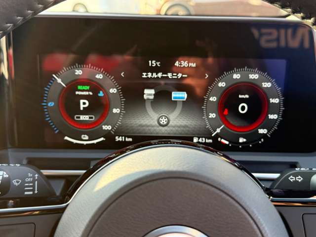 ノートオーラ1.2 G 90周年記念車