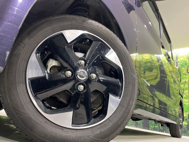 �y����14�C���`�A���~�z�C�[���z�O�ςɃ}�b�`���������A���~�z�C�[���𑕒����Ă���܂��B�e��ЊO�A���~�z�C�[����A�X�^�b�h���X�^�C�����戵�����Ă���܂��B���񂲑��k����������