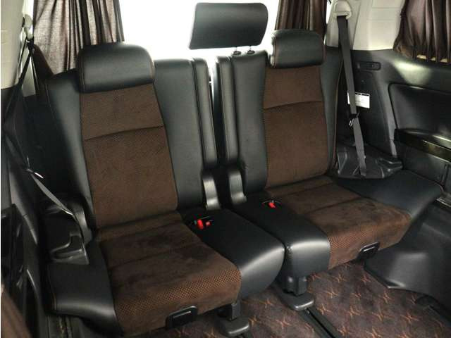 �T�[�h�V�[�g���L�X�Ƃ�����Ԃ����p�ӂ��Ă���܂�!�V�[�g�A�����W�ɂāA���K�X�y�[�X����邱�Ƃ��\�ƂȂ��Ă���܂�!�A�����W�p�^�[�����L�x�ŁA�l�X�ȃV�[���ɂ����p���������܂�!