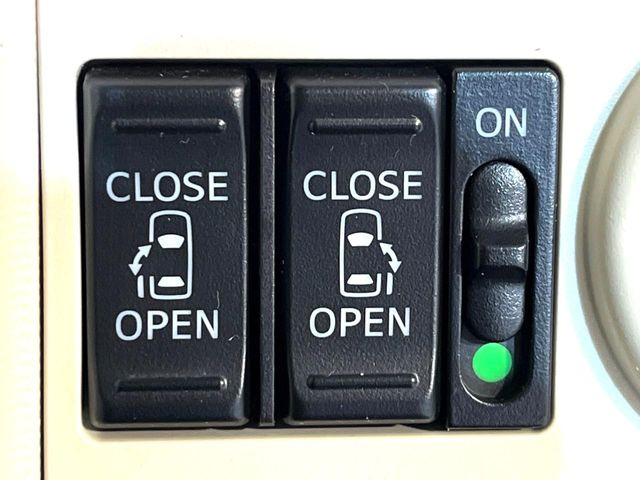 ムーヴキャンバスX メイクアップ リミテッド SAIII