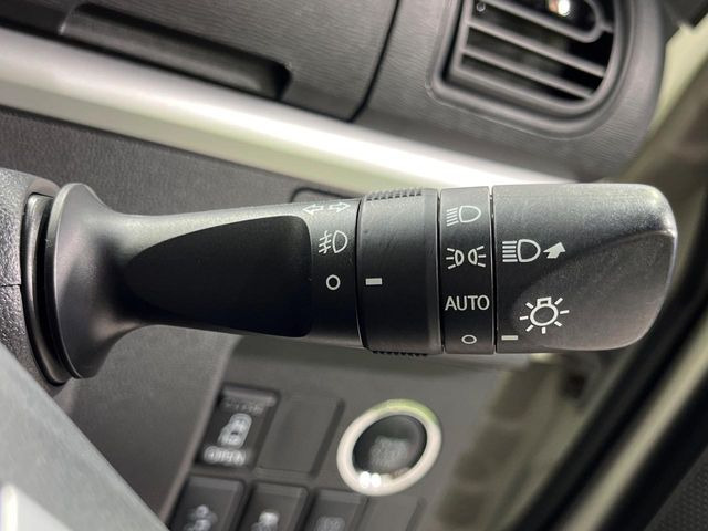 �y�I�[�g���C�g�z����̖��邳�ɉ����Ď����Ńw�b�h���C�g�̓_���E�������ł���@�\�ł�!���C�g�̕t���Y��E�����Y��Ȃǂ������Ȃ�A�J�̓���[���̑��s�����S!�g���l���ʉߎ����֗��ł��ˁ�