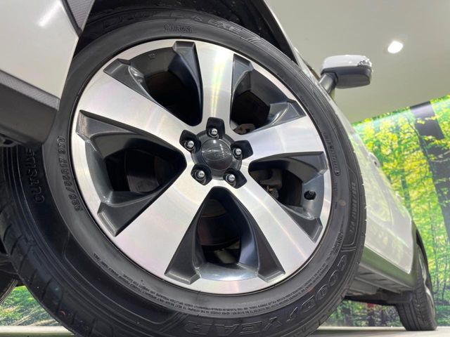 �y����17�C���`�A���~�z�C�[���z�O�ςɃ}�b�`���������A���~�z�C�[���𑕒����Ă���܂��B�e��ЊO�A���~�z�C�[����A�X�^�b�h���X�^�C�����戵�����Ă���܂��B���񂲑��k����������