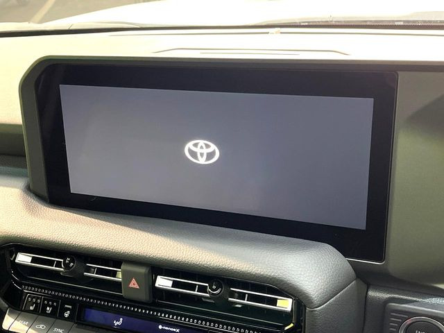 �y12.3�C���`���C�h�i�r�z�������ƃC���p�N�g�̂����^���C�h�i�r�𑕔��B�e��I�[�f�B�I����͂������A�������C�h��ʂł̃}�b�v2�����\���ȂǁA���֐��������i�r�ł���