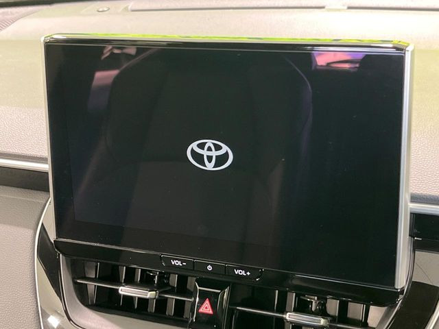 �y10.5�C���` �f�B�X�v���C�I�[�f�B�I�z���ʂ̃f�B�X�v���C��AppleCarPlay��AndroidAuto�����p�\�B�傫�ȉ�ʂŃX�}�z�i�r�A�v���������p���������܂���