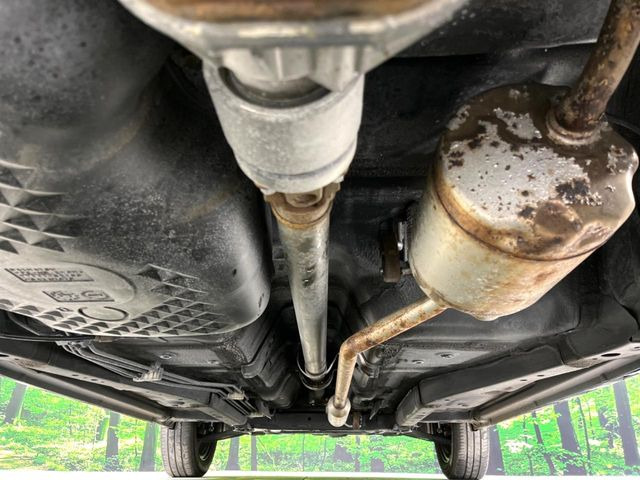 下回りがきれいなうちに、防錆加工の施工がオススメ。降雪地域はもちろん、沿岸部にお住いの方や、趣味でマリン・ウィンタースポーツをされる方にご好評いただいております。