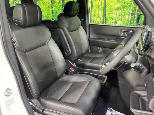 �y�n�[�t���U�[�V�[�g�z�������ƍ���S�n�𗼗������l�C�̃V�[�g���w�ʁE���ʂ̃t�@�u���b�N�f�ނ́A�ʋC���̗ǂ��⊊��ɂ����ɗD��Ă��܂��B�C���╞���ɍ��E���ꂸ���K�ɂ���肢�������܂��B