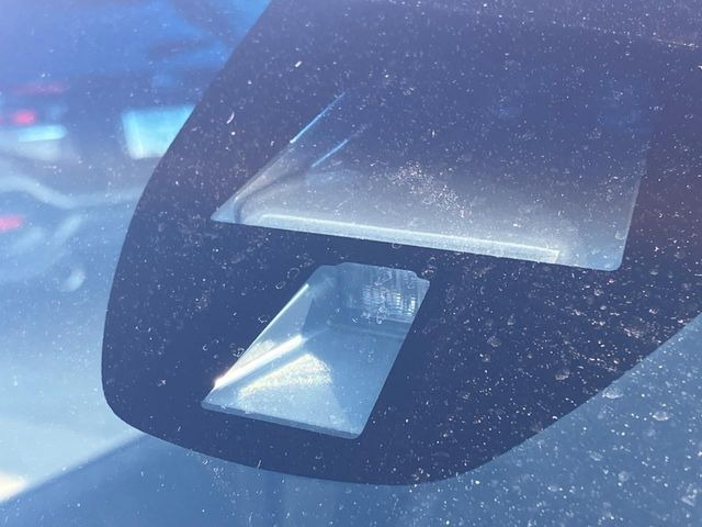 �y�V�e�B�u���[�L�A�N�e�B�u�V�X�e���z�ᑬ���s���ɑO���̎ԗ�����F�����A�Փ˂������Ȏ��͌x��ƃu���[�L�ŏՓˉ���Ɣ�Q�y�����A�V�X�g�B�����S�Ƀh���C�u�����y���݂��������܂��B