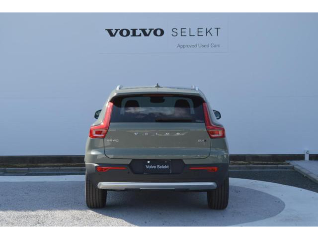 XC40ウルトラ B4 AWD 4WD