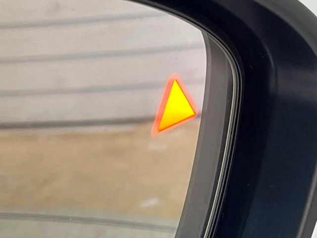 �y������p���m�z���s���A�h�A�~���[�̎��p�ɂȂ�₷���ӏ��Ɍ㑱�Ԃ��ڋ߂���ƃT�C�h�~���[�t�߂Ɍx����\���A�h���C�o�[�ɒ��ӊ��N�����Ă���܂��B