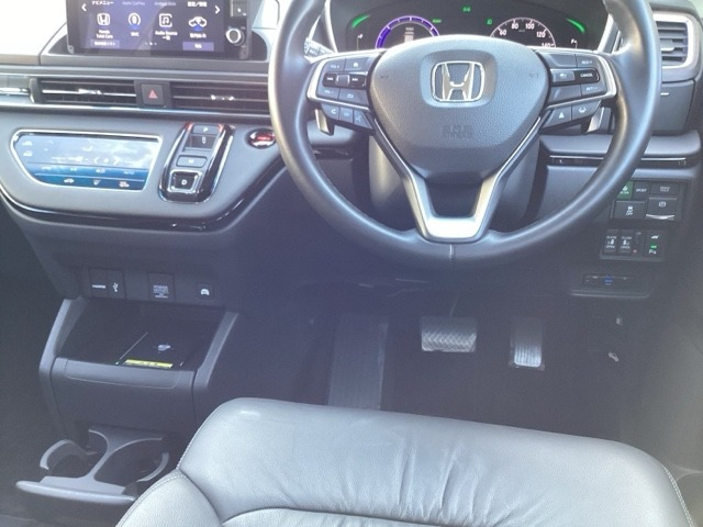 オデッセイ2.0 e:HEV アブソルート EX