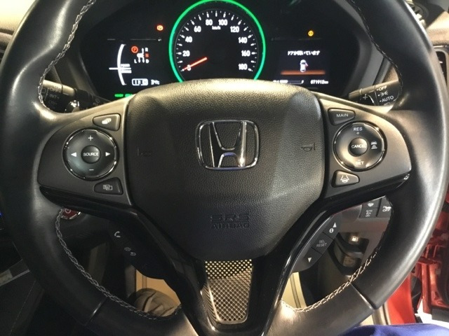 ヴェゼル1.5 ハイブリッド RS ホンダセンシング
