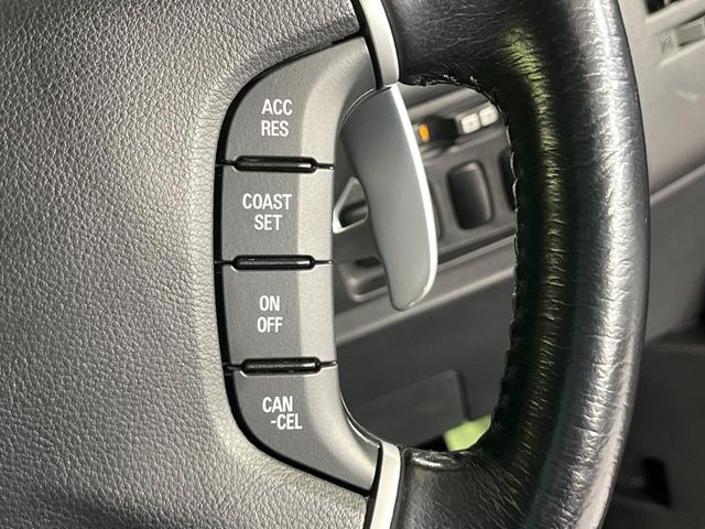 �y�N���[�Y�R���g���[���z�������H�����N���N���s�B�A�N�Z���𗣂��Ă���葬�x�ő��s���ł��A�������^�]���̕��S���y��!�����E�������ȒP�ȃX�C�b�`����Œ����ł��܂��B