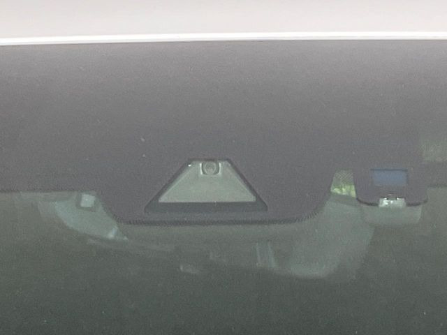 �y�v���N���b�V���Z�[�t�e�B�z�O���̎ԗ��������m���A�Փ˂������Ȏ��͌x��Œ��ӂ𑣂��A�u���[�L�𓥂ޗ͂��T�|�[�g�B�u���[�L�𓥂߂Ȃ������ꍇ�͏Փ˔�Q�y���u���[�L���쓮�A�Փˉ�����T�|�[�g���܂��B