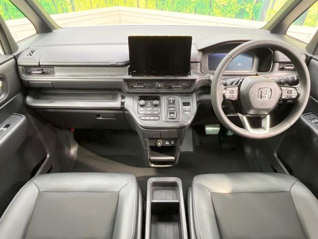 ステップワゴン2.0 e:HEV スパーダ