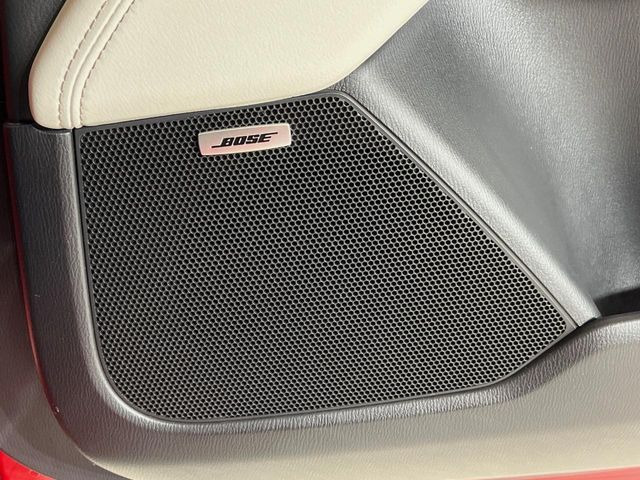 �yBOSE�T�E���h�V�X�e���z���[�J�[�I�v�V�����̍��i�ʃT�E���h�V�X�e���𓋍ځB��p�̃`���[�j���O���{���ꂽ�召�l�X�ȃX�s�[�J�[����ǎ��ȃT�E���h���t�ł��A�Տꊴ���ӂ�鉹����Ԃ����o���܂��B