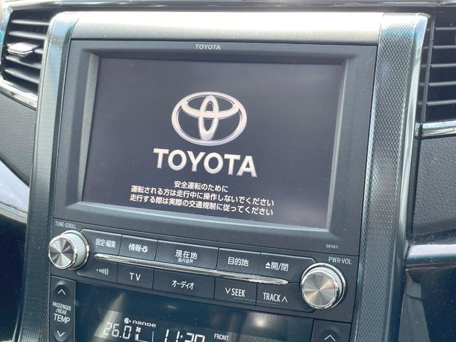 �y�����i�r�z�l�C�̏����i�r�𑕔����Ă���܂��B�i�r�̎g���₷���͂������A�I�[�f�B�I�@�\���[��!�L�����v�◷�s�͂������A�ʋ΂┃�����ȂǕ��i�̃h���C�u���y�����Ȃ�͂���