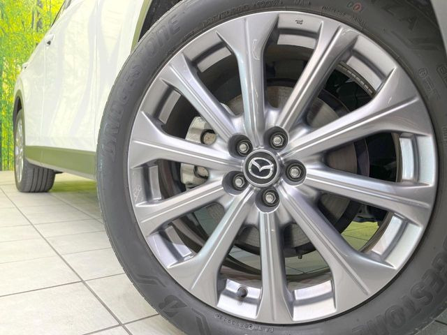 �y����20�C���`�A���~�z�C�[���z�O�ςɃ}�b�`���������A���~�z�C�[���𑕒����Ă���܂��B�e��ЊO�A���~�z�C�[����A�X�^�b�h���X�^�C�����戵�����Ă���܂��B���񂲑��k����������