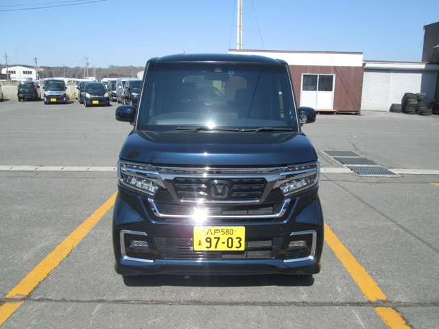 N-BOXカスタムL ターボ 4WD