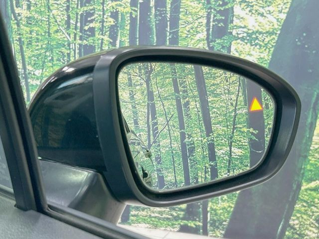 �y������p���m�z���s���A�h�A�~���[�̎��p�ɂȂ�₷���ӏ��Ɍ㑱�Ԃ��ڋ߂���ƃT�C�h�~���[�t�߂Ɍx����\���A�h���C�o�[�ɒ��ӊ��N�����Ă���܂��B