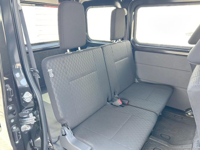 �L�X�Ƃ���2��ڃV�[�g�͋��Z���������A���S�n�����K!�F�B��Ƒ��Ƃ̂��o�����ɂ҂�����ł��B�x�r�[�V�[�g��`���C���h�V�[�g�g�p�������K�ɂ��߂�������������\���ȋ�Ԃ��m�ۂ��Ă��܂��B