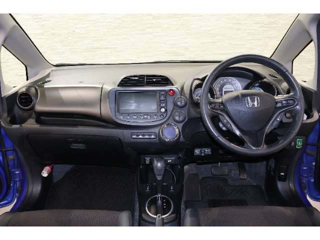 フィットハイブリッド1.3 XH セレクション ファインスタイル