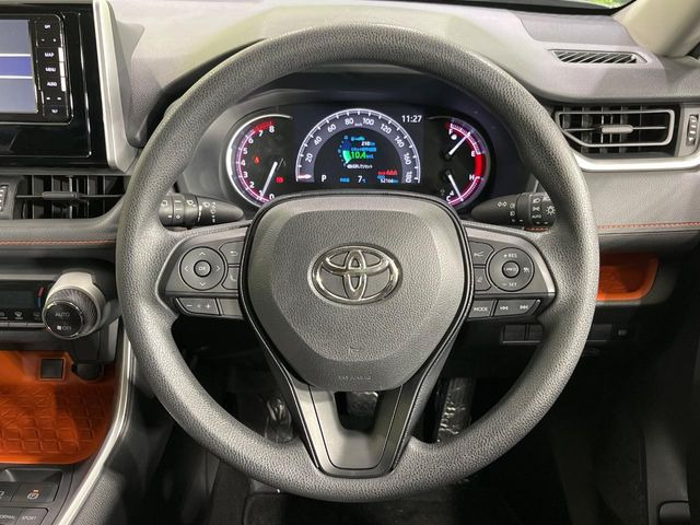 �y�����v�����X�e�A�����O�z�㎿�Ȋv���g�p���邱�ƂŁA��ɂ����������݂ƂĂ��^�]���₷���n���h���ł���