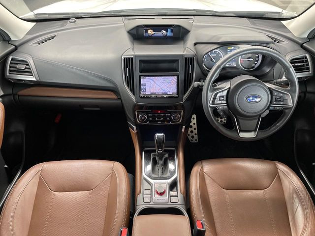 フォレスター2.0 アドバンス 4WD