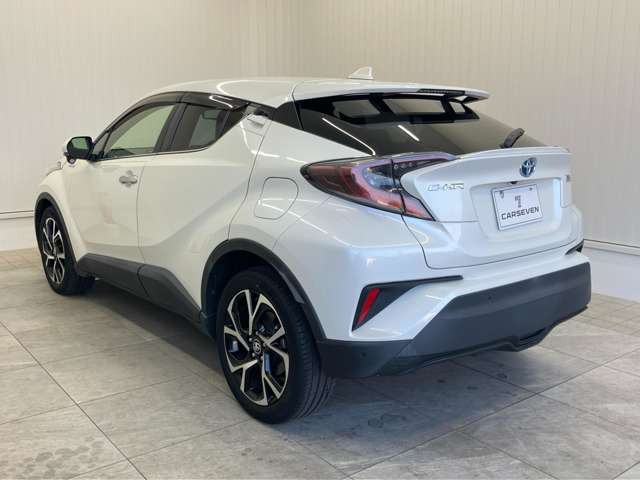 C-HRハイブリッド 1.8 G LED エディション