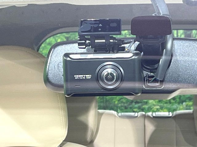 �y�h���C�u���R�[�_�[�z�h���C�u���R�[�_�[����!���s���͂������A������^�]�⎖�̂ɑ��������ہA�f���ŋL�^���A����̃��X�N�ɔ����܂��B���L�^�pSD�J�[�h�͂��q�l�����g�ł��������������K�v������܂��B