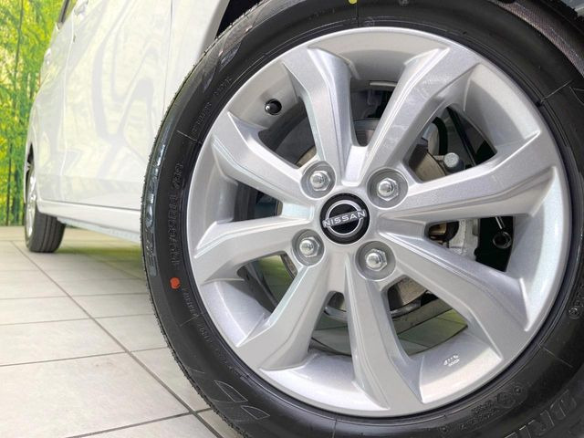 �y����14�C���`�A���~�z�C�[���z�O�ςɃ}�b�`���������A���~�z�C�[���𑕒����Ă���܂��B�e��ЊO�A���~�z�C�[����A�X�^�b�h���X�^�C�����戵�����Ă���܂��B���񂲑��k����������