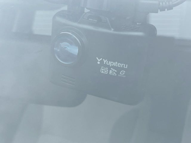 �y�h���C�u���R�[�_�[�z�h���C�u���R�[�_�[����!���s���͂������A������^�]�⎖�̂ɑ��������ہA�f���ŋL�^���A����̃��X�N�ɔ����܂��B���L�^�pSD�J�[�h�͂��q�l�����g�ł��������������K�v������܂��B