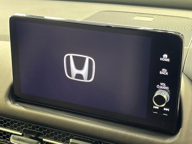 �y9�C���` �z���_�R�l�N�g�f�B�X�v���C�z���F���̍������ʃf�B�X�v���C�Ńi�r�̎g�p��A�������̃X�}�[�g�t�H���ƘA�g����bluetooth�ł̉��y�Đ����\�ł���