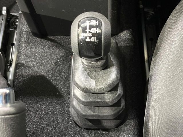 �y�g�����X�t�@�[�z�I�t���[�h��ᓹ�ɓ����������[�h�ւ̐؂�ւ����\�B�������j�����������A�I�����[�h�ȊO�ł����􂵂Ă���܂���