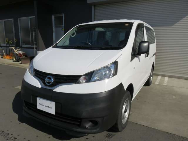 NV200バネットバン1.6 DX 4WD