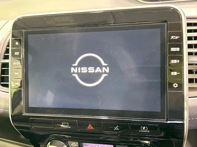 �y����10�^�i�r�z�l�C�̏����i�r�𑕔��B�I�[�f�B�I�@�\���[�����Ă���ABluetooth�ڑ�����΂������̃X�}�z��MP3�v���C���[�̉��y���Đ��\!�����̉^�]������Ɋy�����Ȃ�܂�!!