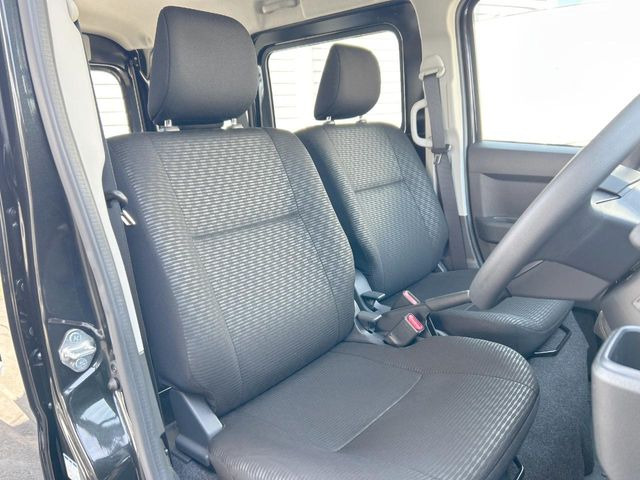 �^�]�Ȃ܂��ɂ͏\���ȃX�y�[�X������A�啿�ȕ��ł��������^�]���Ă�����������ł��B