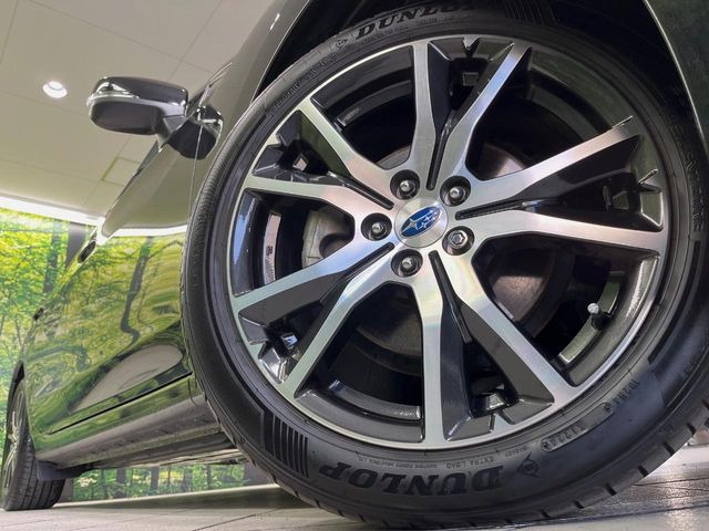 �y����17�C���`�A���~�z�C�[���z�O�ςɃ}�b�`���������A���~�z�C�[���𑕒����Ă���܂��B�e��ЊO�A���~�z�C�[����A�X�^�b�h���X�^�C�����戵�����Ă���܂��B���񂲑��k����������