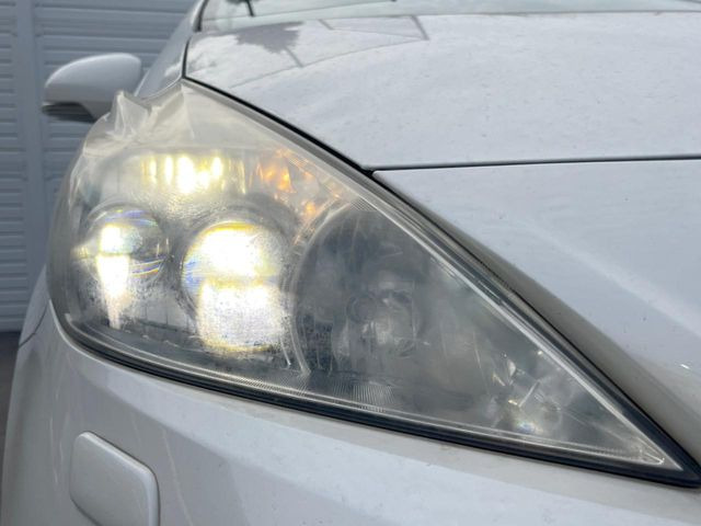 �yLED�w�b�h���C�g�z���V����ԑ��s�����ǍD�Ȏ��E���m�ۂ����S���ĉ^�]�ł��鍂�P�xLED�w�b�h���C�g�𑕔�!�_�����x�������A����d�͂��}�����Ă��܂��B