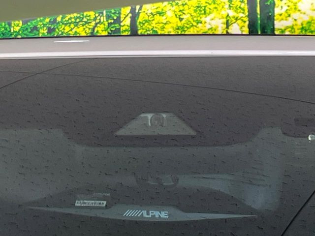 �y�g���^�Z�[�t�e�B�Z���X�z���s���ɑO���̎ԗ�����F�����A�Փ˂������Ȏ��͌x��ƃu���[�L�ŏՓˉ���Ɣ�Q�y�����A�V�X�g�B�����S�Ƀh���C�u�����y���݂��������܂��B