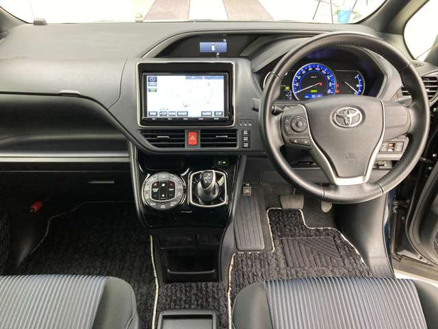 ヴォクシー1.8 ハイブリッド ZS 煌II