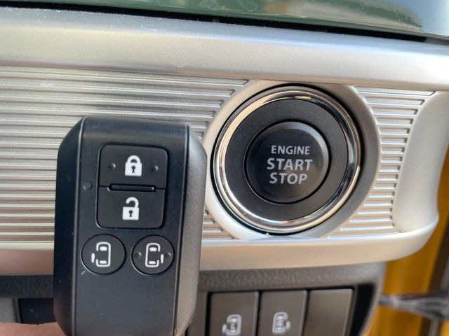 �y�L�[���X�X�^�[�g�V�X�e���z�J�o����|�P�b�g�ɓ��ꂽ�܂܂ł��h�A�̎{���E�������\�ȃX�}�[�g�L�[�𑕔��B�G���W���̃I���E�I�t�����J�M�����o���K�v����������Ƃ��Ă��֗��ł���