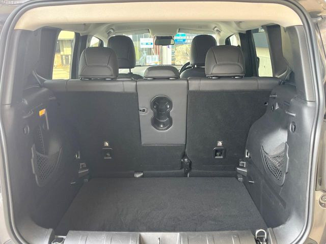 ���g�����N���[��:����L������e�X�y�[�X!���ꂾ���̍L��������΂��������⃌�W���[�Ȃǂɂ��œK�ł�!�g�p�������Ȃ����ꂢ�ȏ�Ԃ��ێ����Ă���܂��B