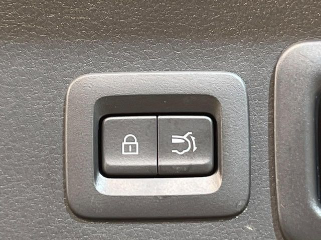 �y�p���[�o�b�N�h�A�z�X�}�[�g�L�[��^�]�Ȃ̃{�^�������������Ń��A�Q�[�g�������ŊJ���܂�!�ו��������Ă��鎞��A�����ʒu�ɂ���o�b�N�h�A��߂�ۂɕ֗��ȋ@�\�ł���