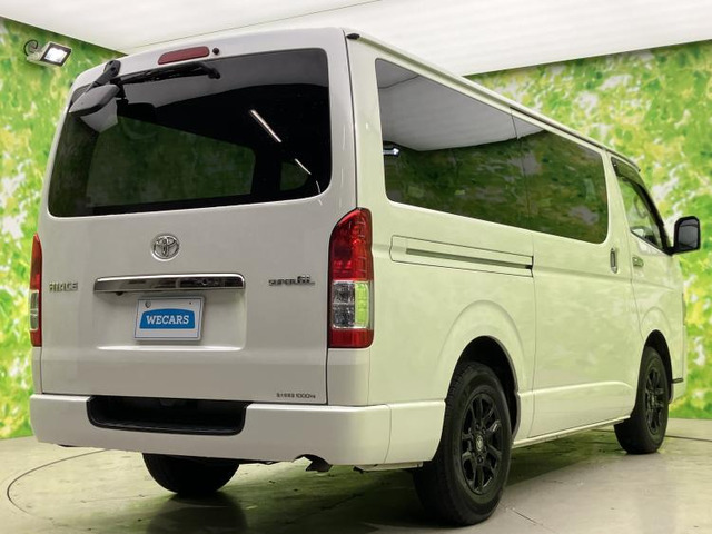 ハイエースバン