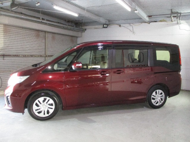 ステップワゴン1.5 B