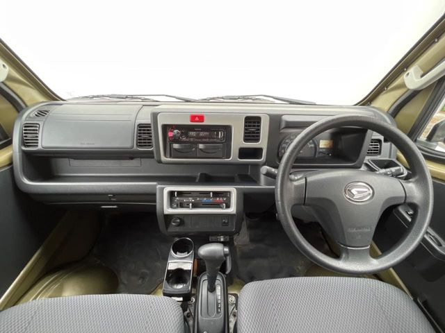 �O���[�v���݌ɐ���30,000��!!�S���̌n��X���烁�[�J�[�E�Ԏ��킸���Љ�o����̂ŁA���Ȃ��Ƀs�b�^���̂��Ԃ�������͂��ł���܂��͂��₢���킹��������