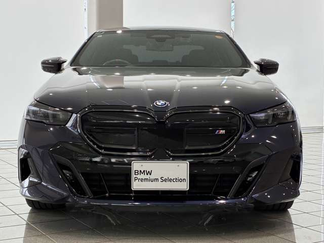 i5M60 xドライブ 4WD